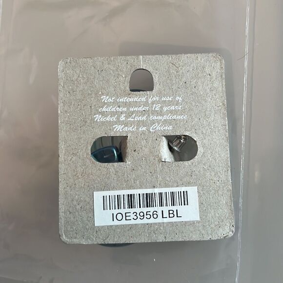 Garden Party Hoops Earrings - Picture 2 of 4